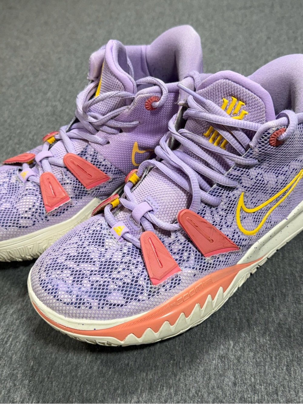 Nike Kyrie 7 Daughters Azurie Basketball Shoes Men’s 6 CQ9327-501